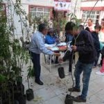 MUCHA DEMANDA EN TEXCOCO PARA LA ADOPCIÓN DE ÁRBOLES FRUTALES; SE SUPERA LA EXPECTATIVA