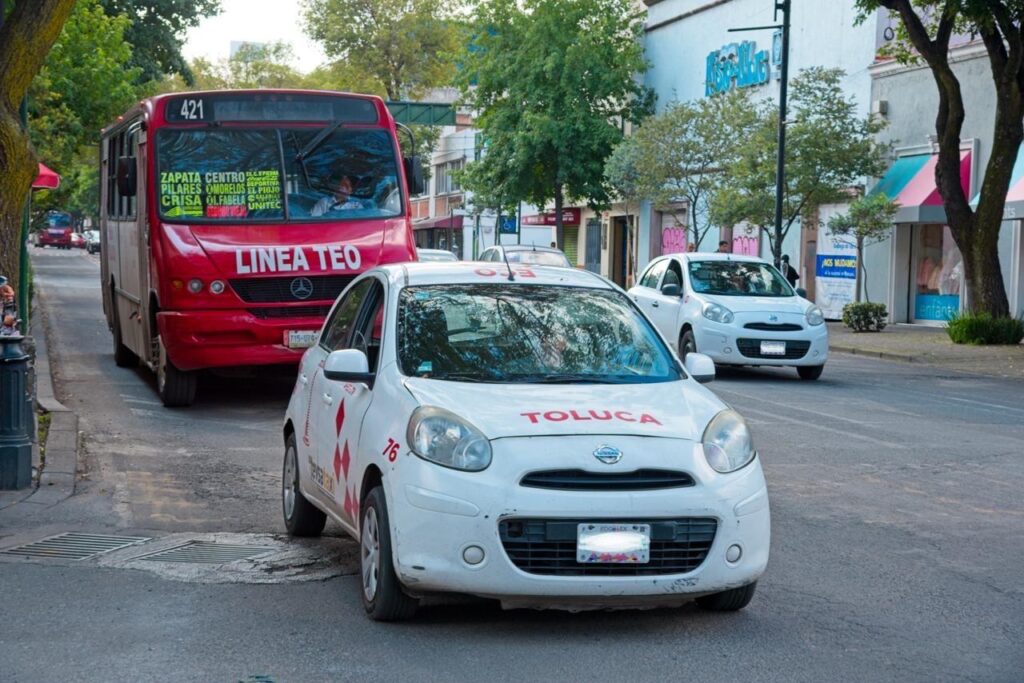 0af8c542-4f2d-40a3-bf9d-e24fbcc81d36