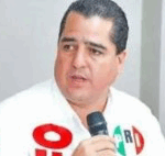 PRI VERACRUZ SOLO ACEPTA LA FÓRMULA DE ADOLFO RAMÍREZ ARANA-CAROLINA GUDIÑO; OTRA PÉSIMA DECISIÓN DE ALITO MORENO