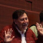 Noroña responde a llamado de AMLO y dona 64 mil pesos a Cuba; transferencia aparece como ‘devuelta’