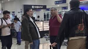 1 noroña tanbaleandose