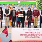 El Estado de México beneficia a más de 28 mil estudiantes con la entrega de infraestructura, mobiliario y sistemas de agua en escuelas de Valle de Chalco