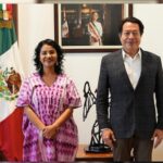 Adiós, Marx Arriaga: Nombran a poeta Nadia López como nueva directora de libros gratuitos de la SEP