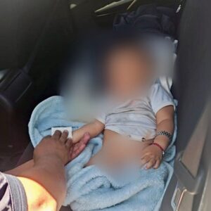 1 policia de ecatepec resguarda a niño