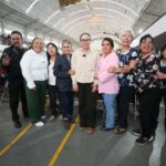 Anuncian vales de 300 pesos para zapatos a alumnas y alumnos de primarias de Ecatepec