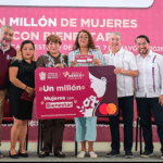 ENTREGA GOBERNADORA DELFINA GÓMEZ LA TARJETA 1 MILLÓN DEL PROGRAMA MUJERES CON BIENESTAR, ESTRATEGIA QUE HA TRANSFORMADOR UN MILLÓN DE VIDAS