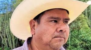 1 como carlos manzo