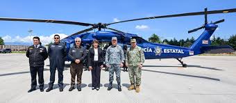 1 helicoptero delfina