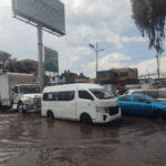 Lluvias provocan inundaciones y caos vial en La Paz; continúan labores para desalojar el agua