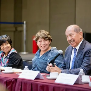 GOBERNADORA DELFINA GÓMEZ Y GOBIERNO DE MÉXICO CONTINÚAN LA REVISIÓN DE AVANCES DEL PLAN INTEGRAL PARA EL ORIENTE DEL EDOMÉX ___ Esta estrategia_ impu(
