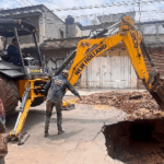 Reparan socavón de más de 5 metros en Nezahualcóyotl