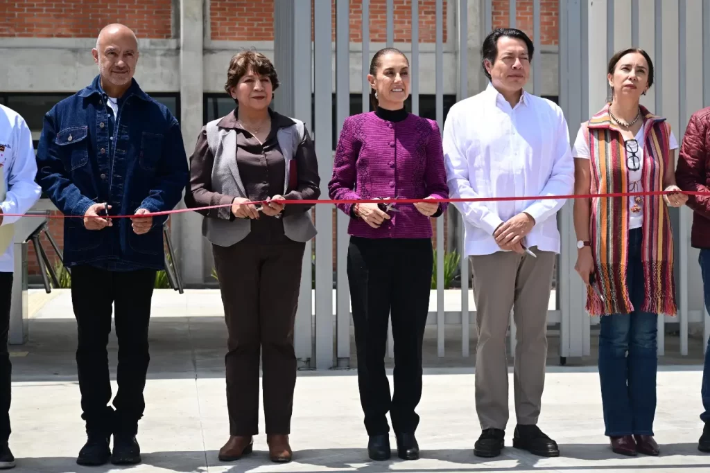 CON UNA INVERSIÓN DE 50 MDP_ PRESIDENTA CLAUDIA SHEINBAUM Y GOBERNADORA DELFINA GÓMEZ INAUGURAN CENTRO DE BACHILLERATO TECNOLÓGICO AGROINDUSTRIAL EN TEX(