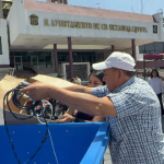 Vecinos de Nezahualcóyotlllevan sus aparatos electrónicos a Recicla-ON