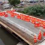 Vecinos denuncian abandono de obra en puente San Lorenzo y Circuito Neza 86